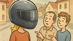 Vic: Kaj je blondinka pod čelado?